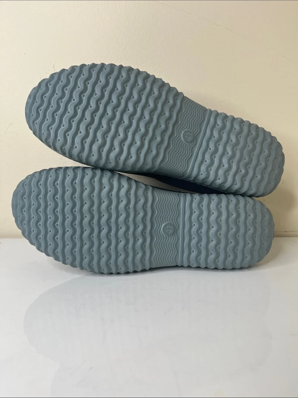 Slip-On Waterproof Men’s Rain & Snow Clog — Navy/Light Gray